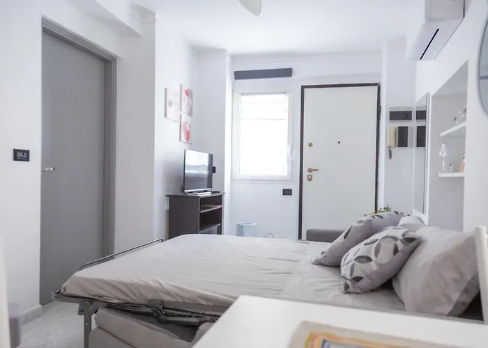 Casa Liri Sanremo -Centrale, Moderna, 5Min Spiaggia, Ariston-