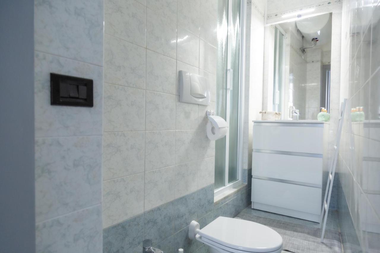Casa Liri -centrale, Moderna, 5min Spiaggia, Ariston-