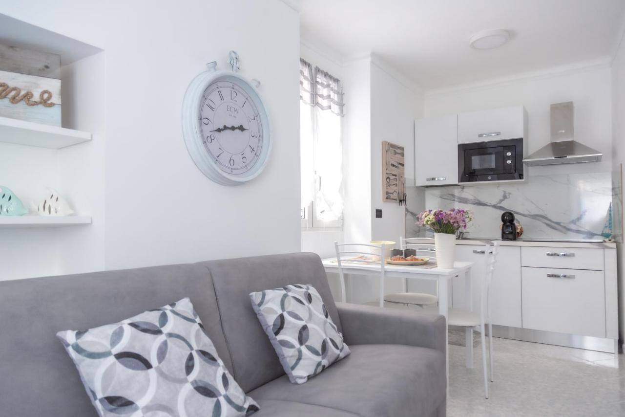 Casa Liri -centrale, Moderna, 5min Spiaggia, Ariston-