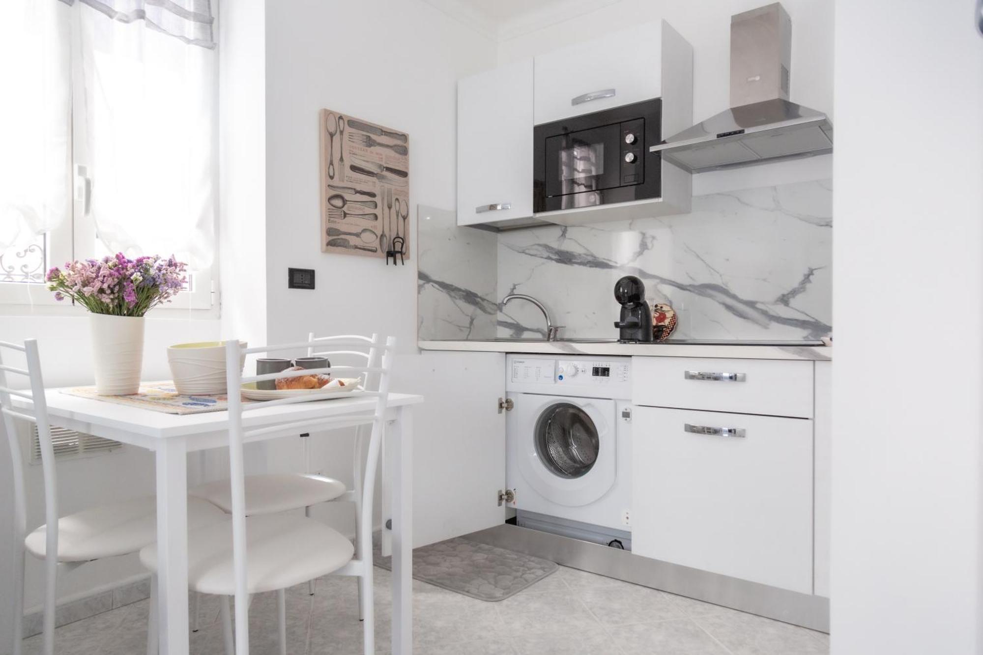 Vakantiehuis Casa Liri -centrale, Moderna, 5min Spiaggia, Ariston- San Remo